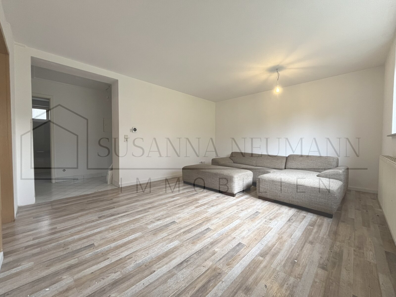 Attraktive 3-Zimmer Wohnung im Souterrain 