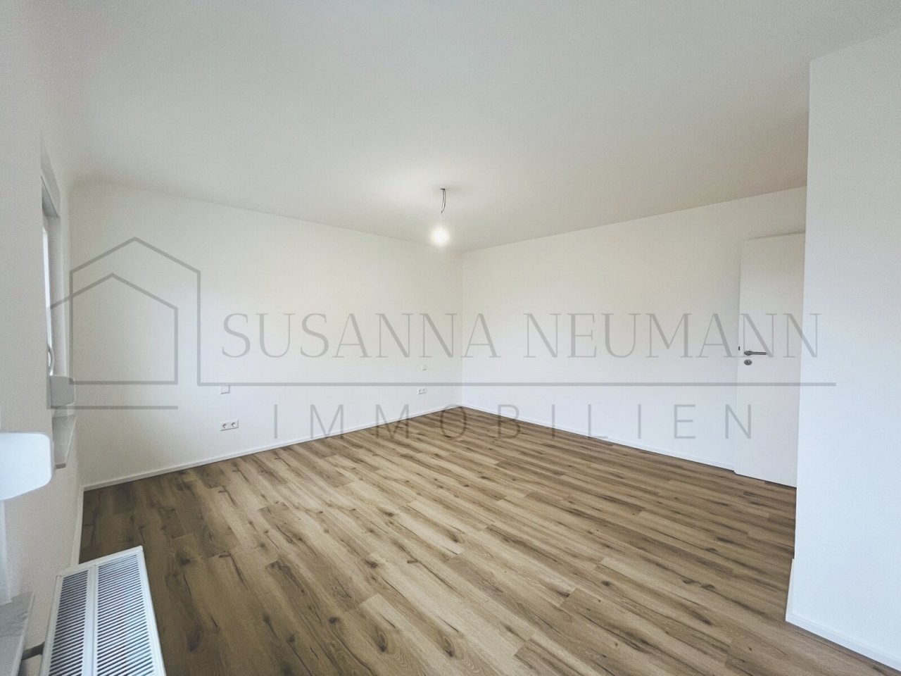 Schlafzimmer / Zimmer 6